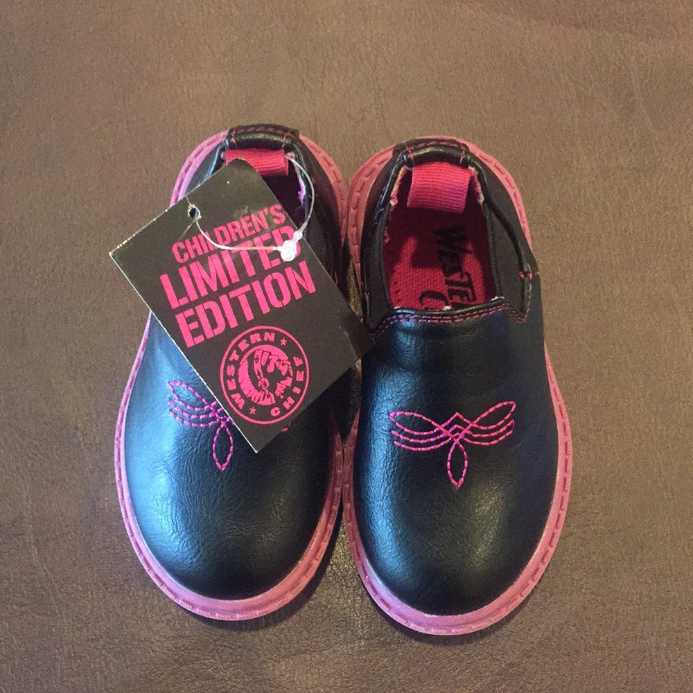 💕💕Western Chief Girls romeos